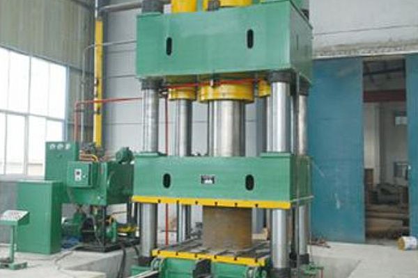 云顶集团大型液压机